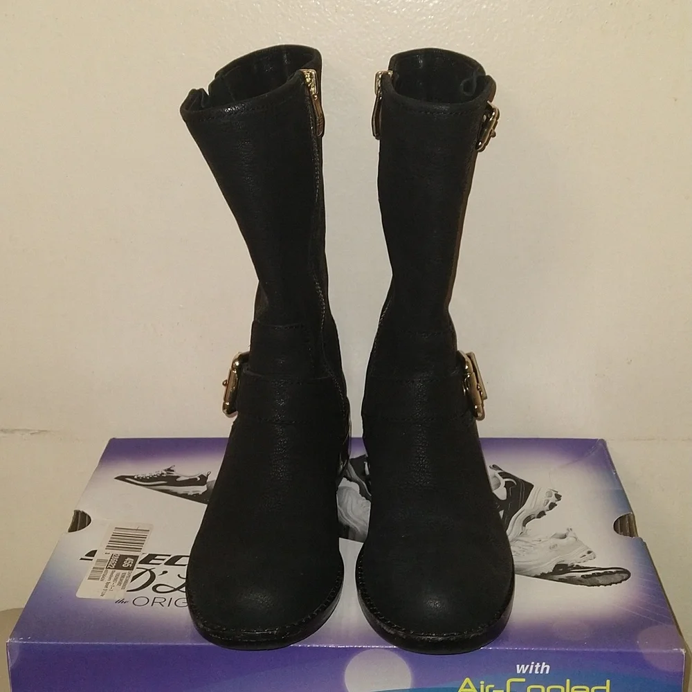 Vince Camuto Winchell Moto Mid Calf Black Leather Boots With Gold Tone Metal - Picture 2 of 6